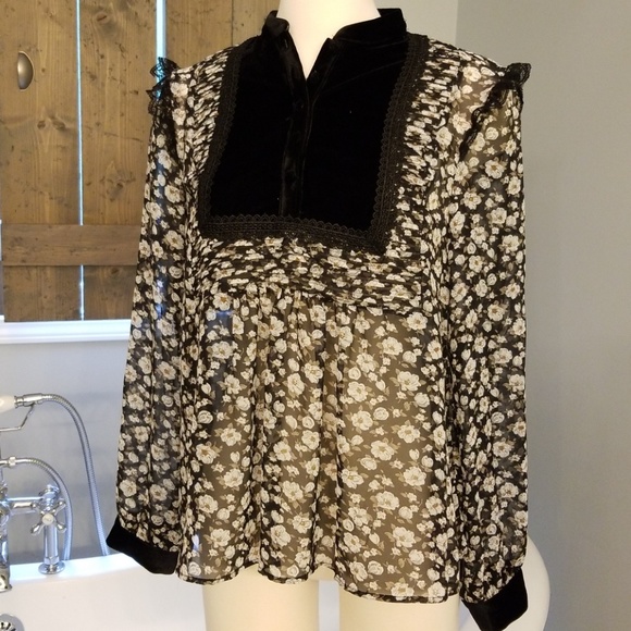 POL top - Picture 1 of 7